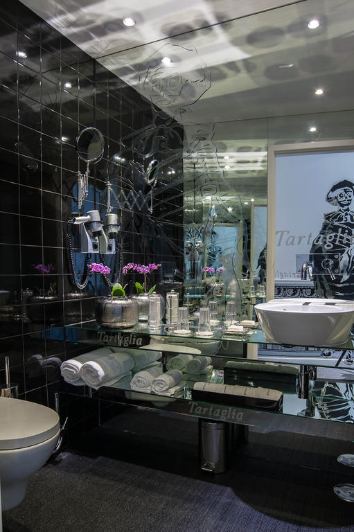 Teatro Boutique & Lisbon